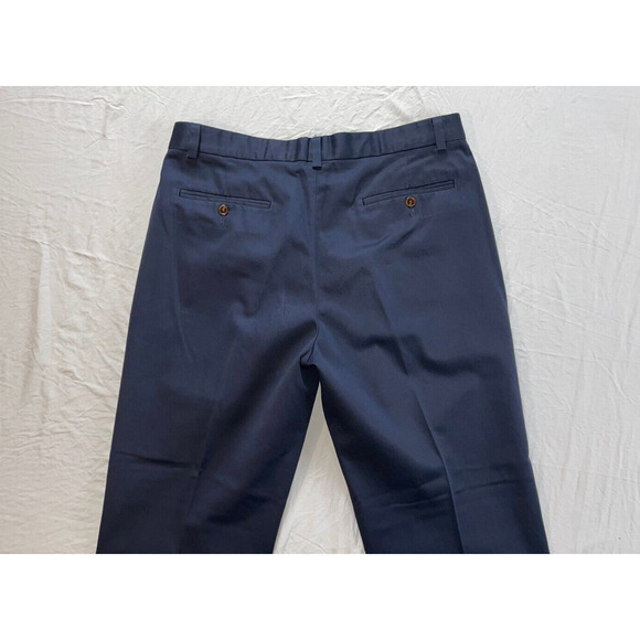 Eddie Bauer Pleated Wrinkle Resistant Classic Fit 100% Cotton Chino Pants. 35X31 - Picture 8 of 9